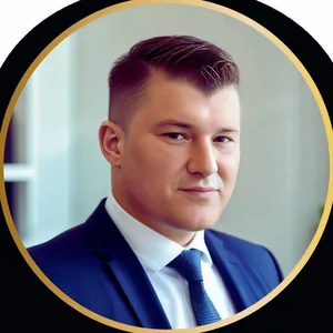 Razvan G. Niculae — Marketing & AI Transformation Executive